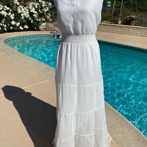 Elegant White Maxi Dress